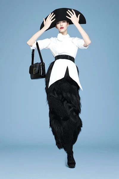 Look 4